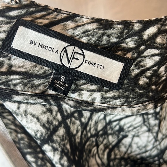 Nicola Finetti BNW V-Neck Dress Size 8 - Picture 6 of 7